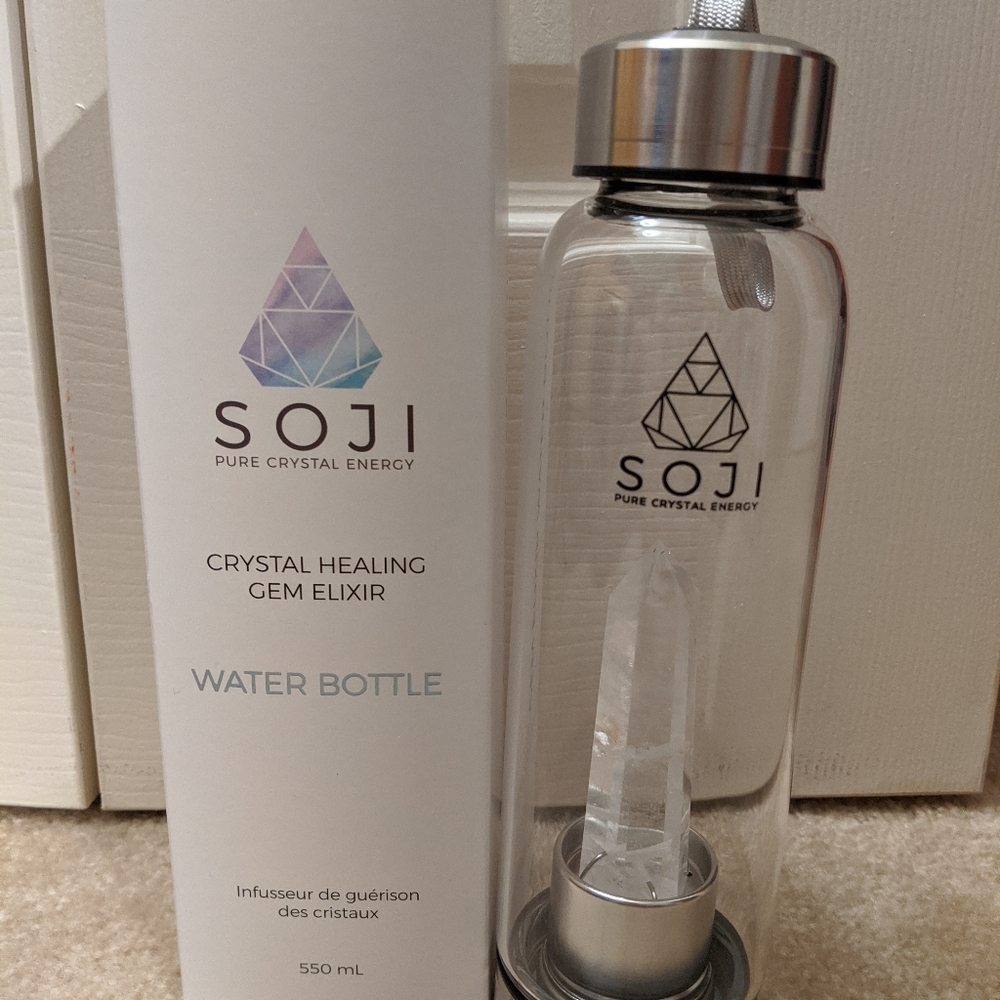Soji clear quartz water bottle